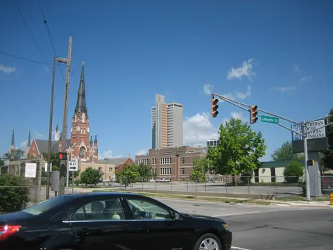 Traffic lights at a Fort Wayne intersection near downtown